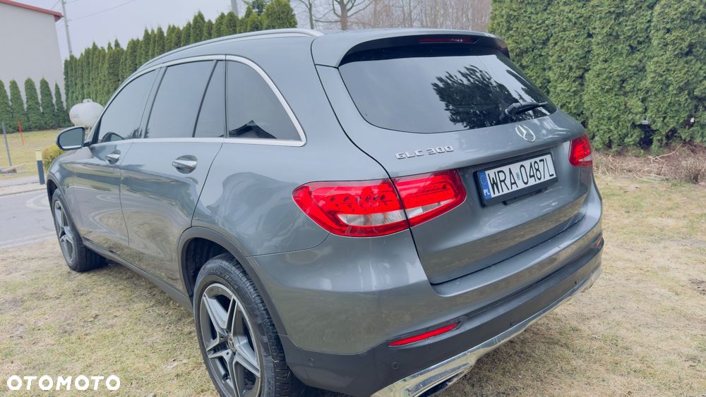 Mercedes-Benz GLC - 19