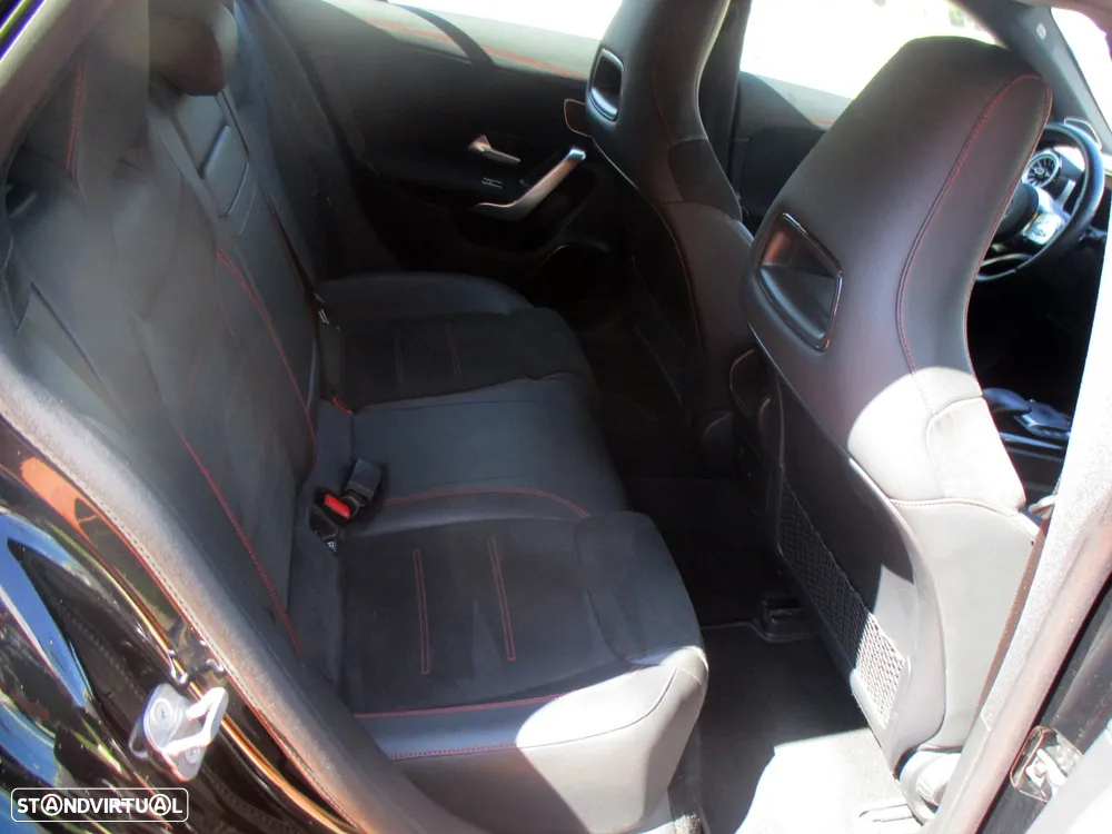 Mercedes-Benz CLA 180 d Shooting Brake AMG Line Aut. - 29