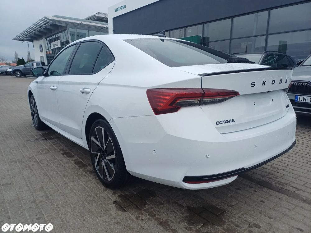 Skoda Octavia 1.5 TSI mHEV Sportline DSG - 8