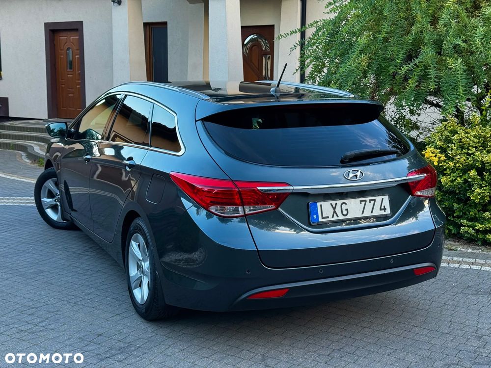 Hyundai i40 1.7 CRDi Comfort + - 4