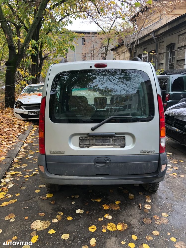 Dezmembrez Renault Kangoo 2005 gri argintiu 1,5 dci - 7