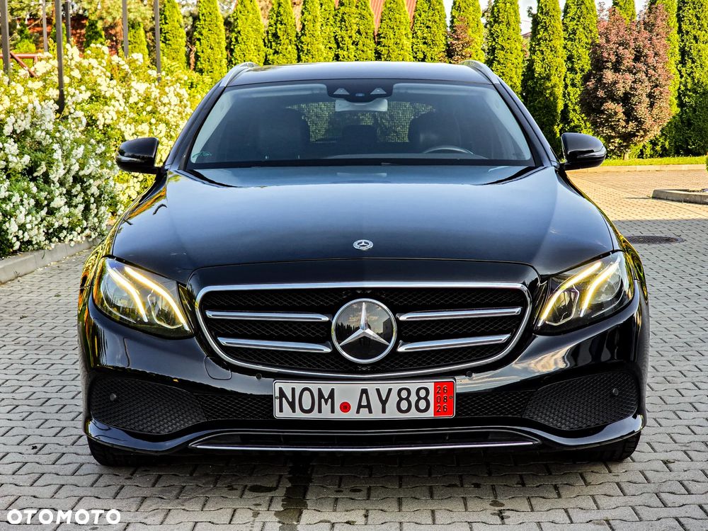 Mercedes-Benz Klasa E 220 d 9G-TRONIC - 9