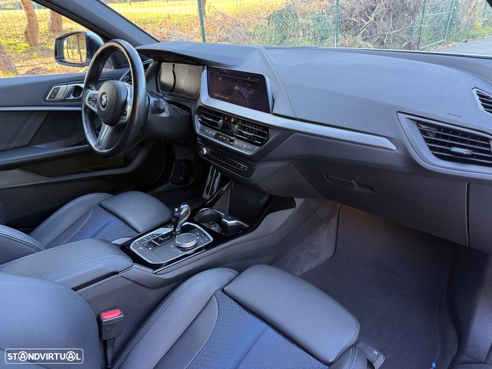 BMW 118 i Pack Desportivo M Auto - 34