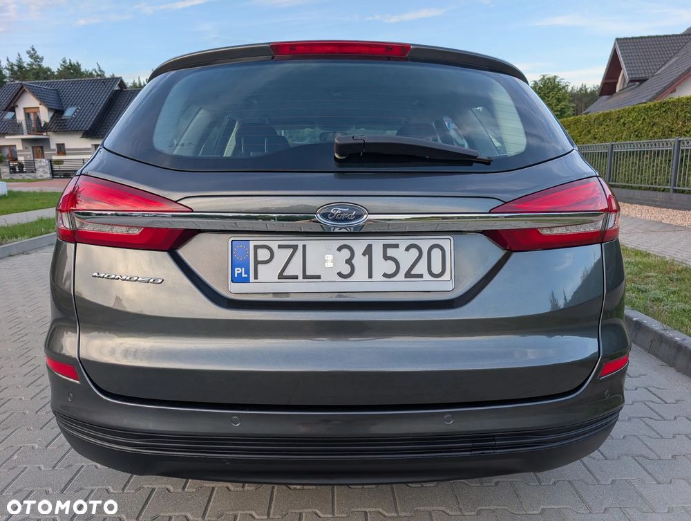 Ford Mondeo - 34