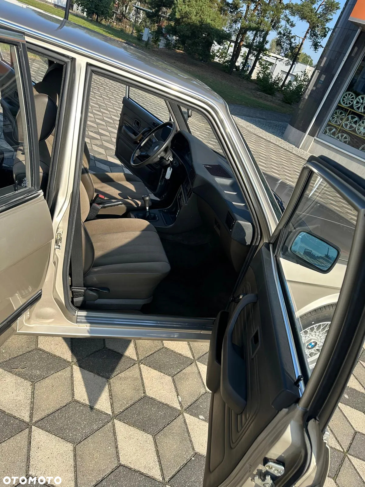 BMW Seria 5 - 10