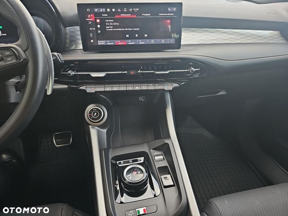 Alfa Romeo Tonale 1.5 T4 GSE mHEV Veloce DCT - 18