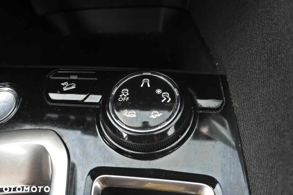 Peugeot 3008 PureTech 130 Stop & Start EAT6 Allure - 19
