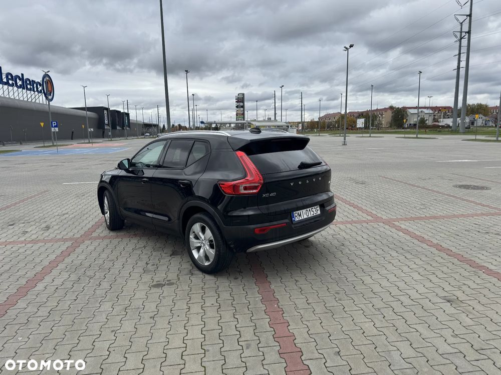 Volvo XC 40 T4 Momentum Pro - 7