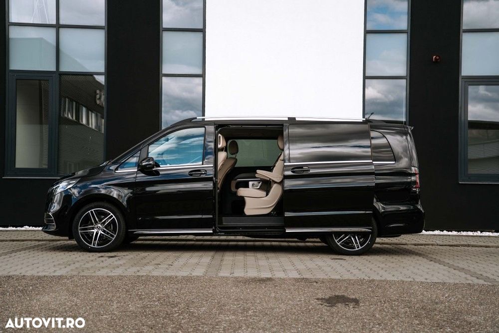 Mercedes-Benz V - 8