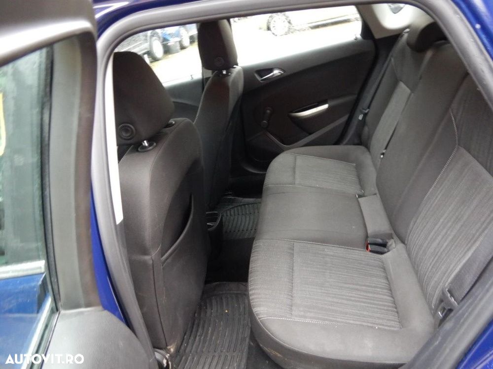 EGR Opel Astra J 2012 Hatchback 1.7 CDTI DTE - 8