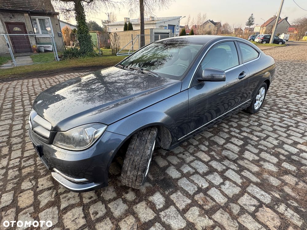 Mercedes-Benz Klasa C 180 (BlueEFFICIENCY) - 11