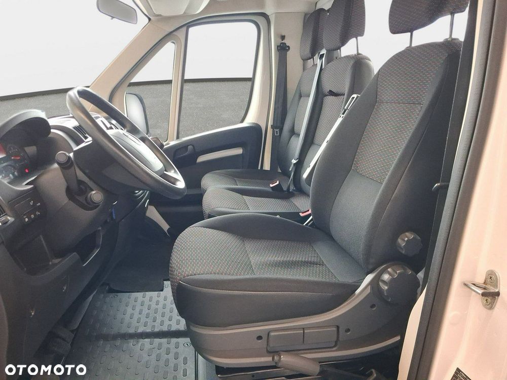 Opel Movano - 10