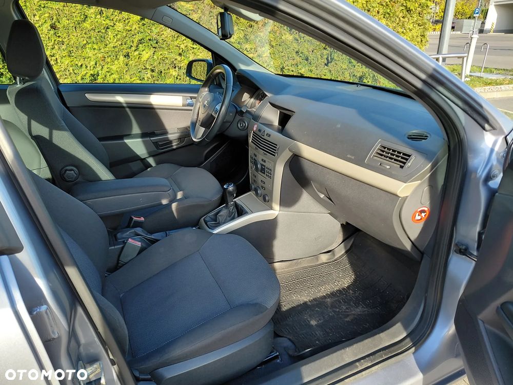 Opel Astra - 22