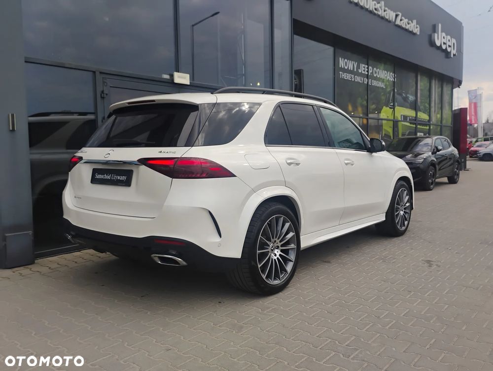 Mercedes-Benz GLE - 32