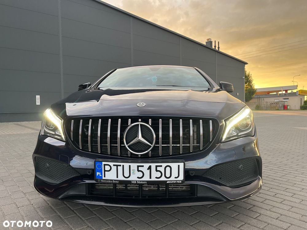 Mercedes-Benz CLA 180 7G-DCT AMG Line - 5