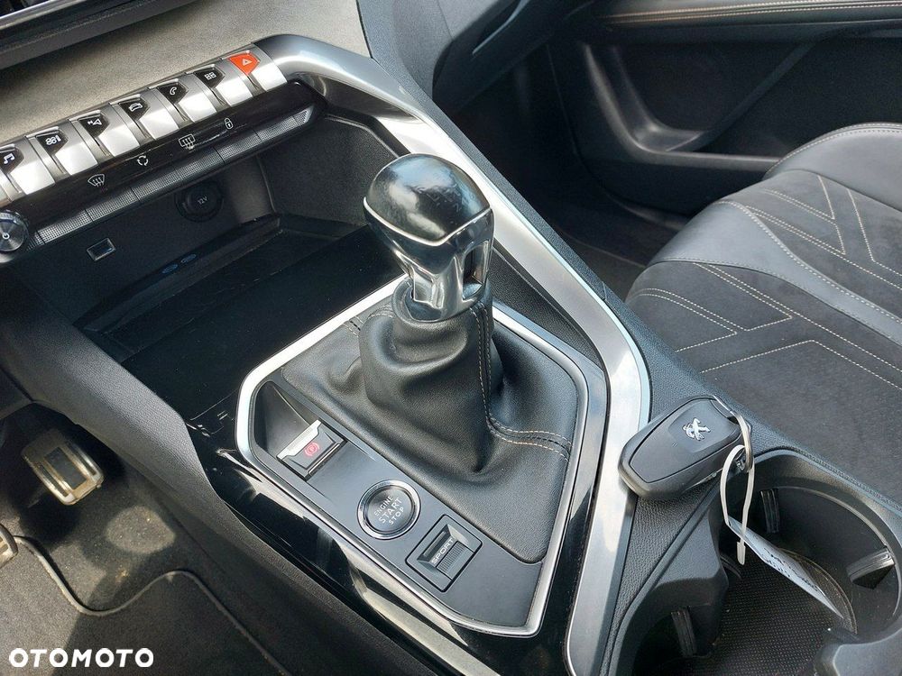 Peugeot 3008 - 25