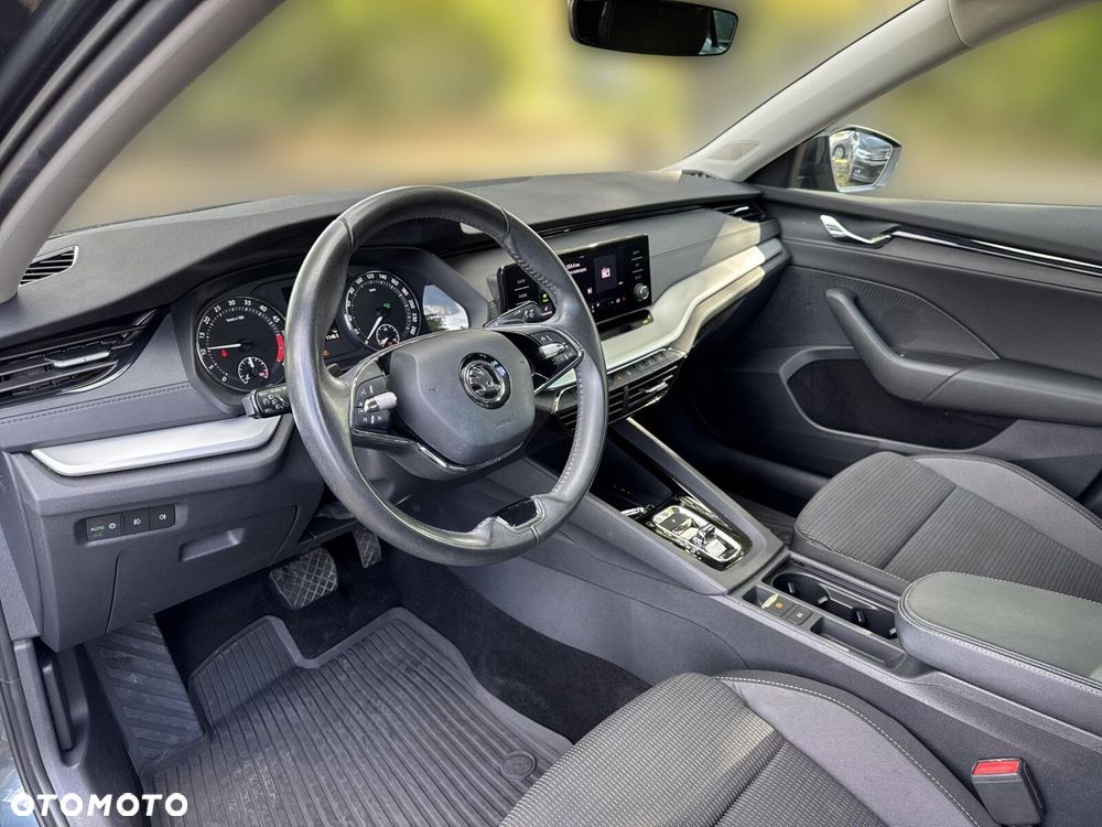 Skoda Octavia 2.0 TDI Ambition DSG - 9