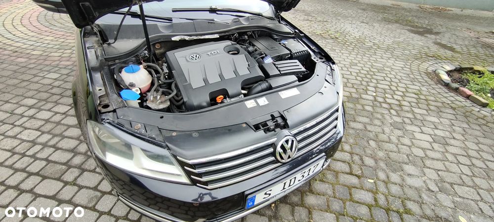 Volkswagen Passat 1.6 TDI Comfortline - 19
