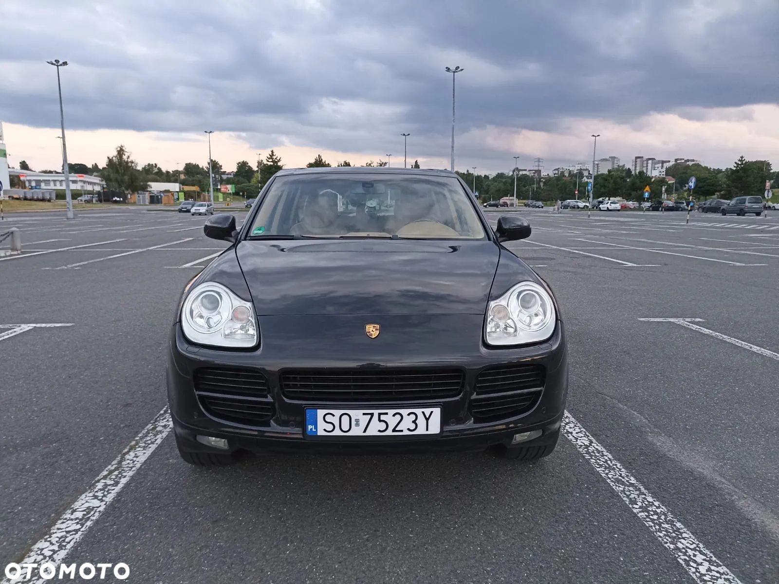 Porsche Cayenne - 4