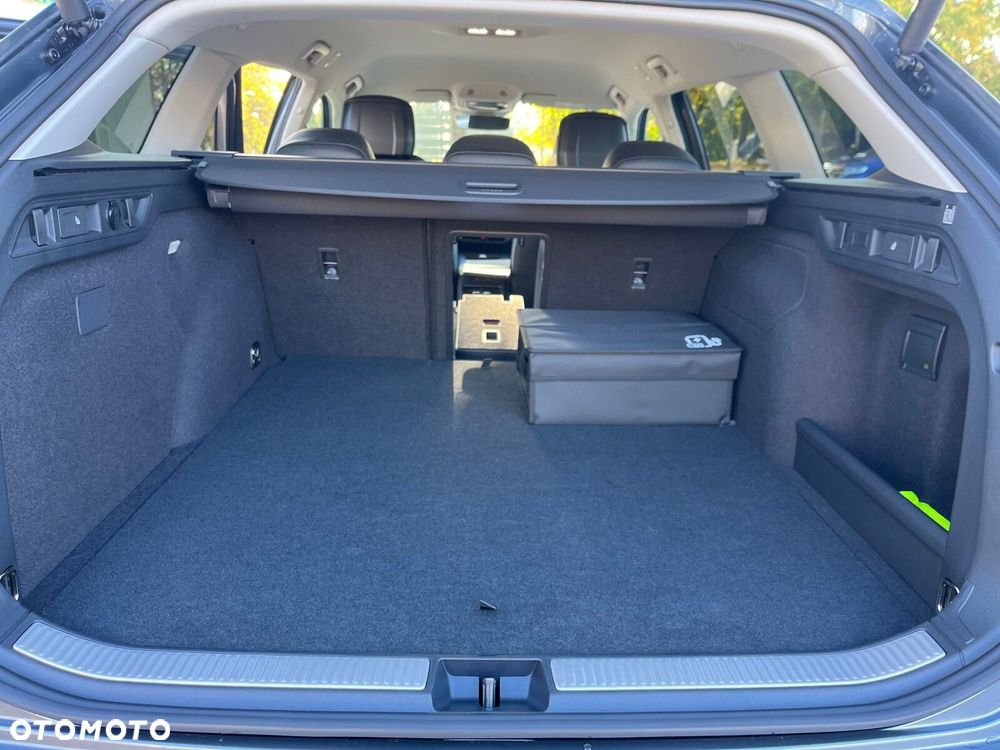 Volkswagen Passat - 23
