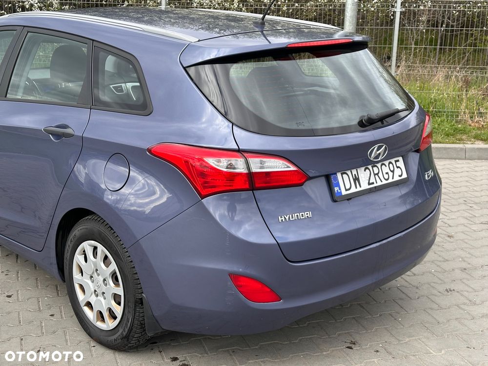 Hyundai i30 1.6 CRDi Classic + - 14