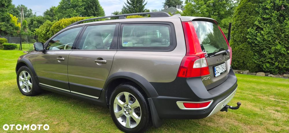Volvo XC 70 D5 AWD Summum - 3