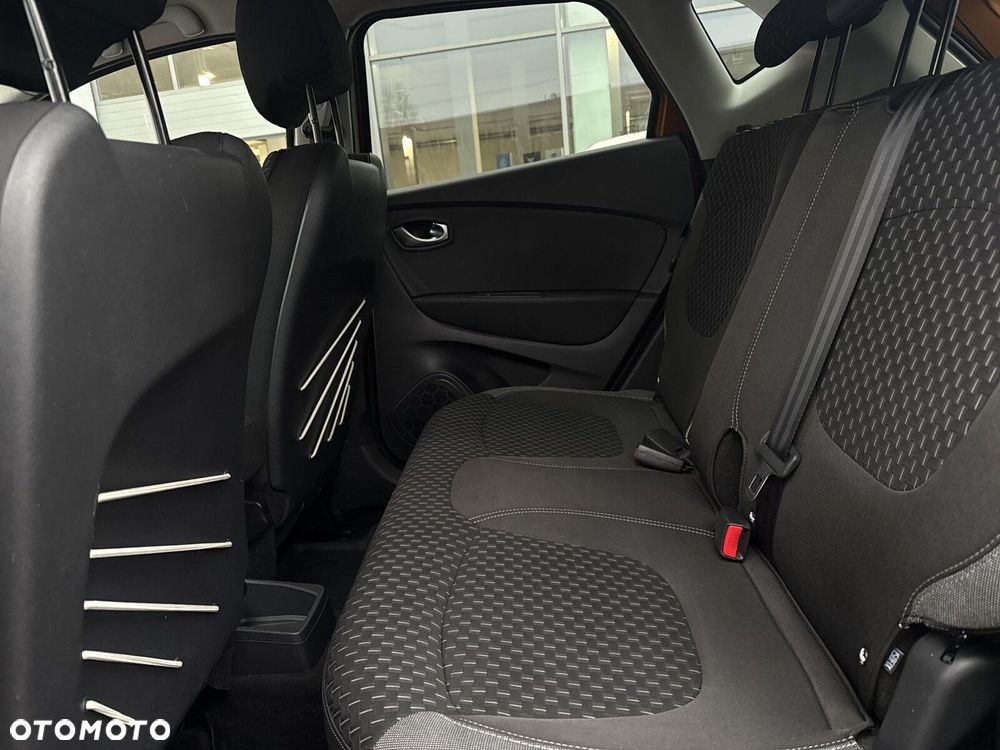 Renault Captur - 31