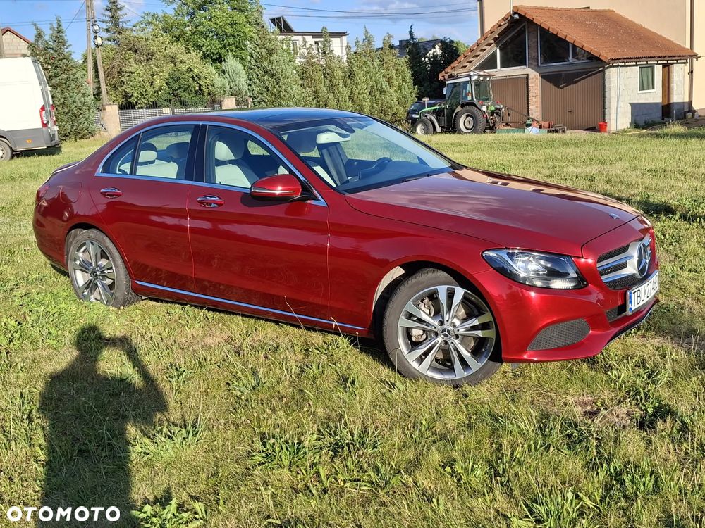 Mercedes-Benz Klasa C 300 7G-TRONIC - 24