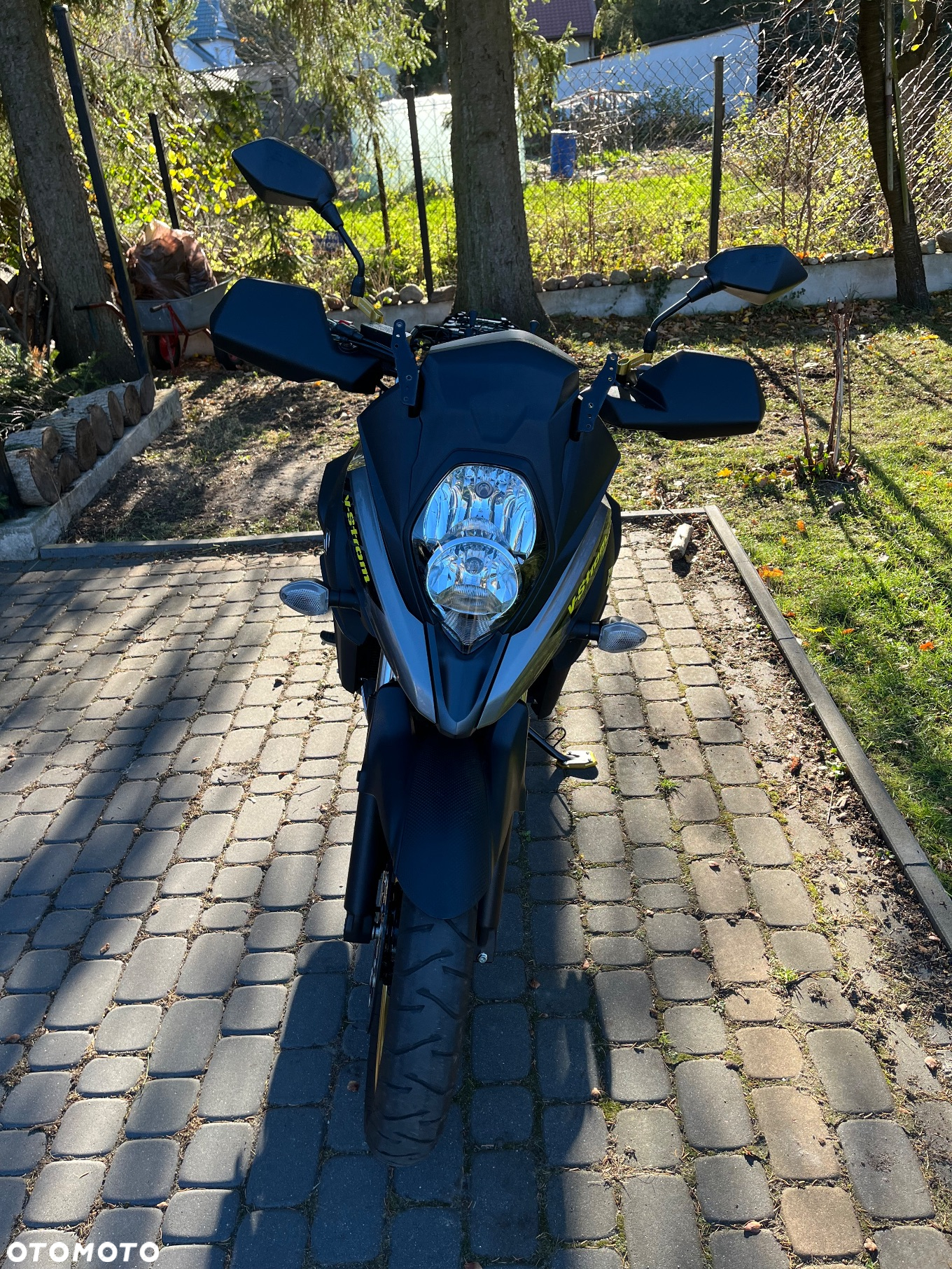 Suzuki V-STROM - 14