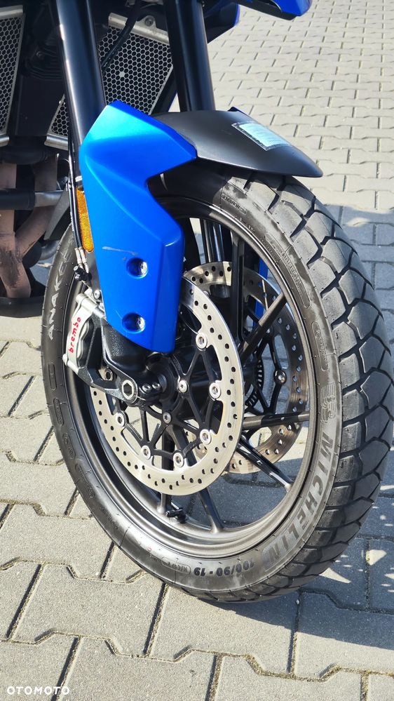 Triumph Tiger - 15