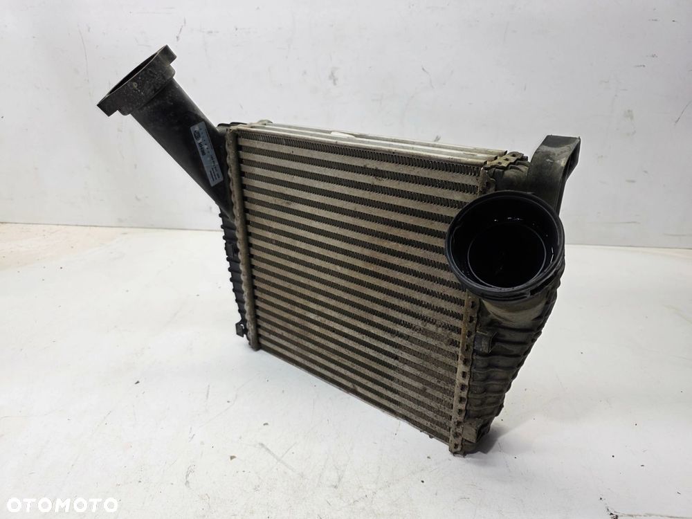 CHŁODNICA POWIETRZA INTERCOOLER LEWY AUDI Q7 4L 4.2 TDI 8ML376729561 - 3