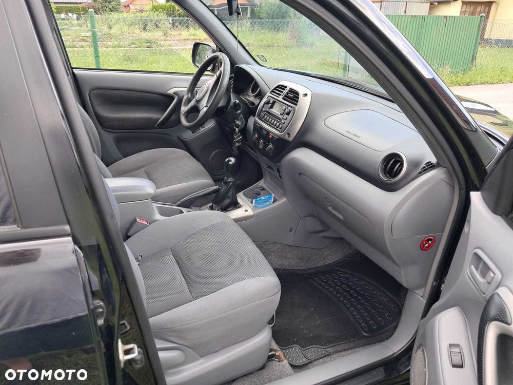 Toyota RAV4 - 5
