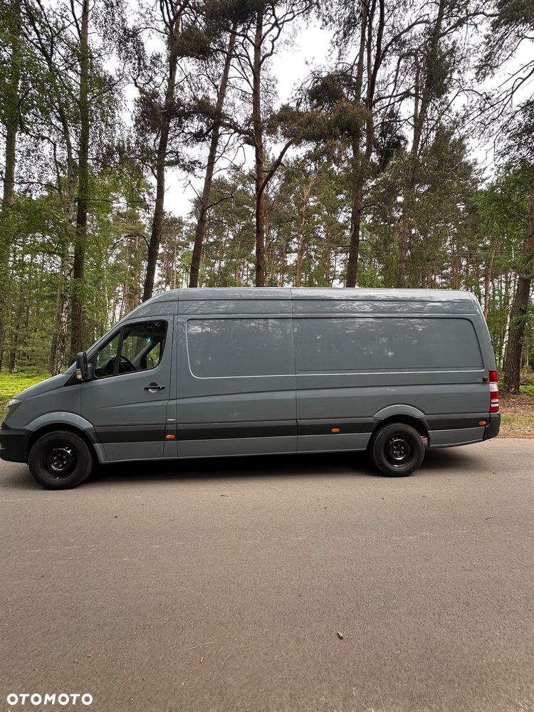 Mercedes-Benz Sprinter - 4