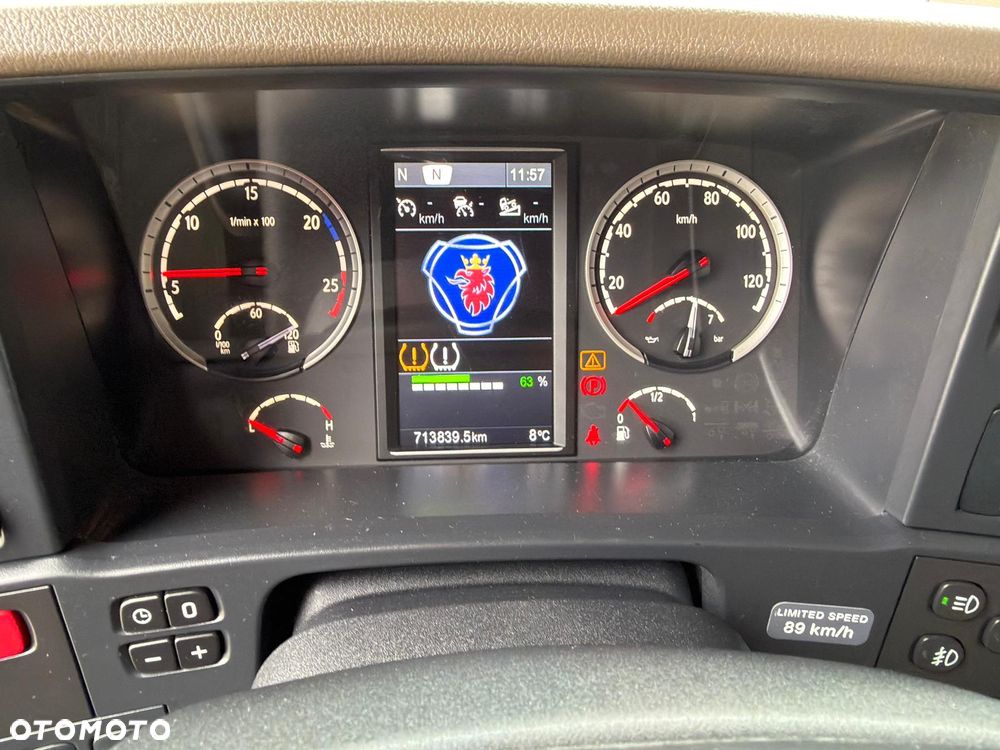 Scania SCANIA R410 / IZOTERMA / KONTENER / SILNIK 6 CYLINDROWY / 13 LITROWY  / KLIMA POSTOJOWA / WINDA / SPROWADZONY / SYPIALKA / AUTOMAT / 18 PALET / E6 / STAN BARDZO DOBRY - 21