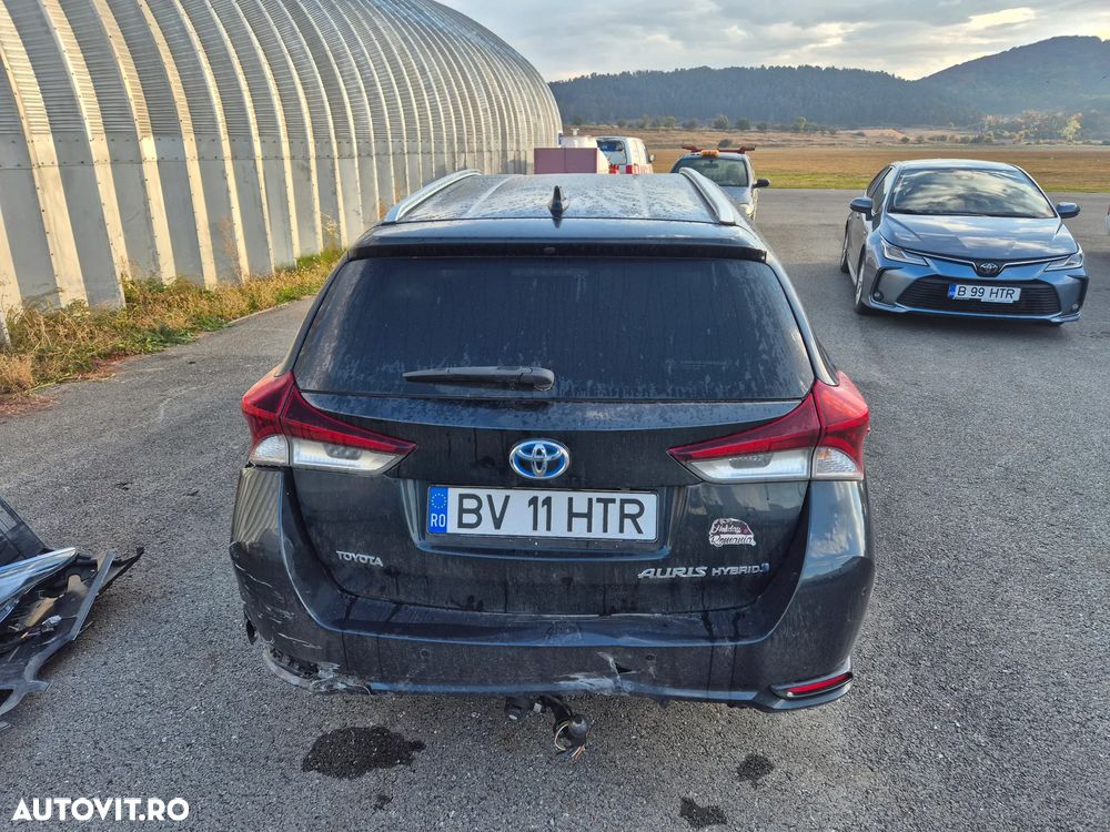 Toyota Auris - 5