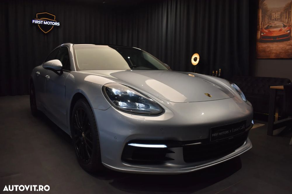 Porsche Panamera 4 - 3