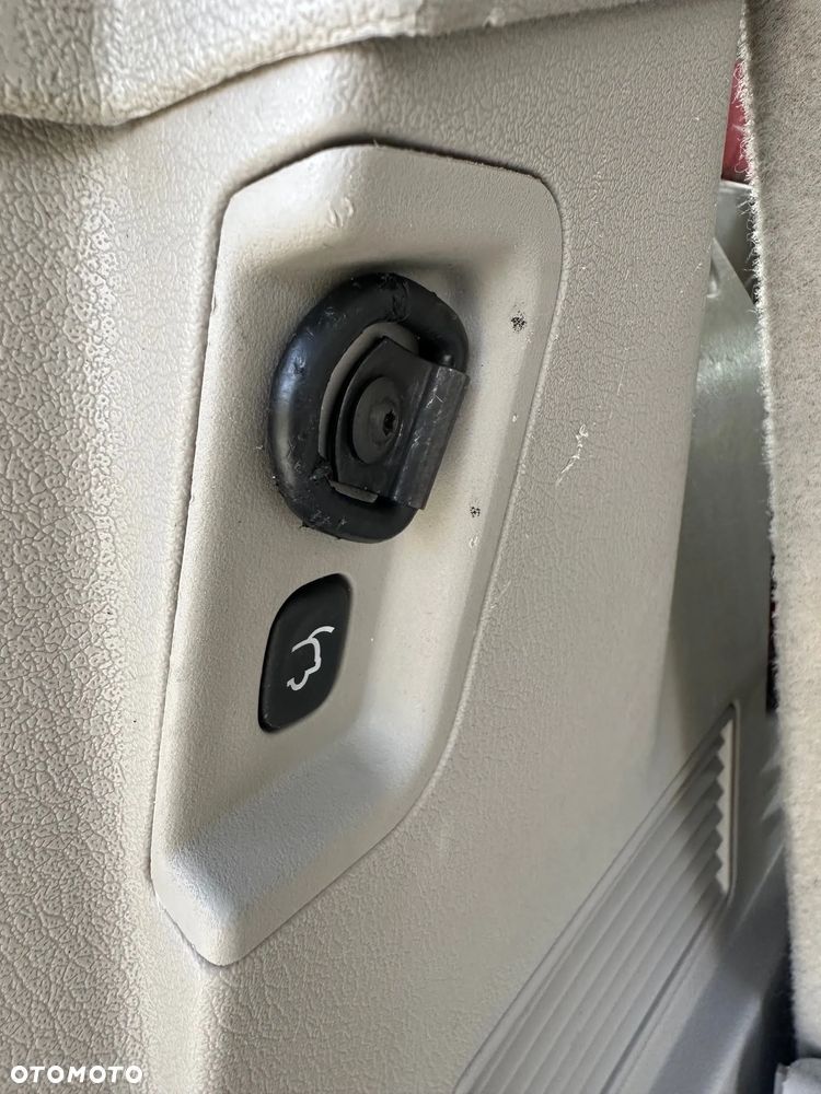 Jeep Commander 3.0 CRD Overland - 15