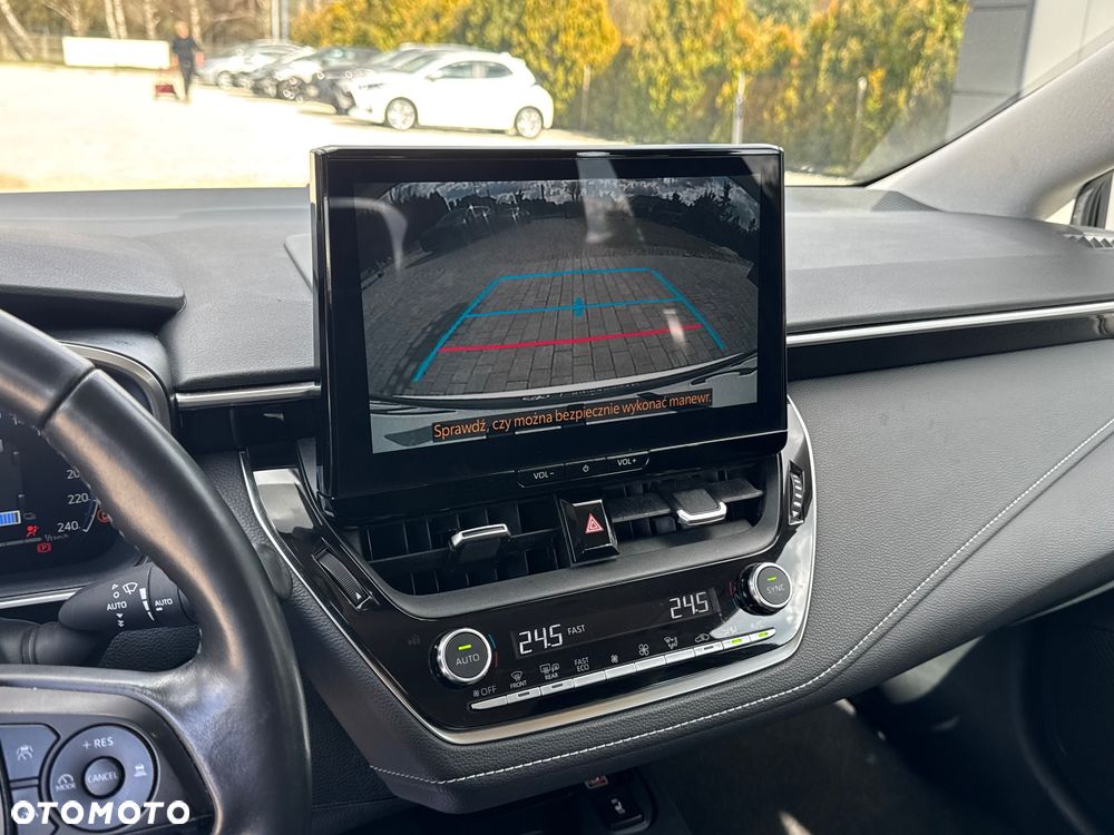 Toyota Corolla 1.8 Hybrid Comfort - 37