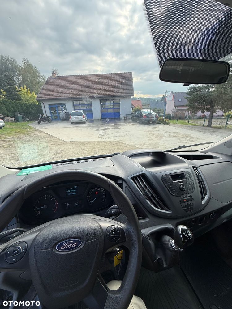 Ford Transit skrzyniowy - 12