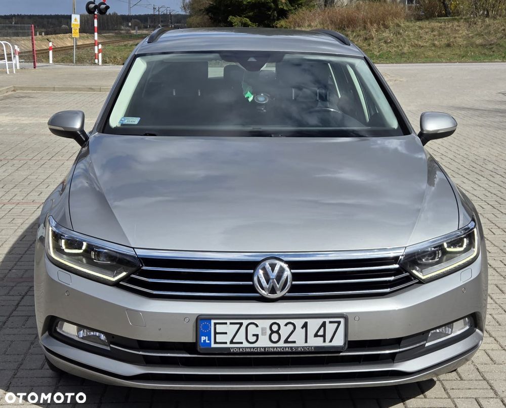 Volkswagen Passat 2.0 TDI SCR Comfortline - 15