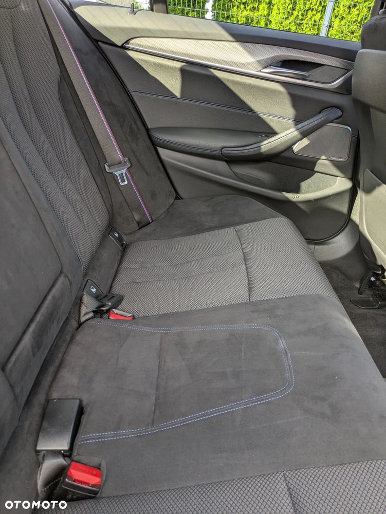 BMW Seria 5 530i xDrive M Sport sport - 13