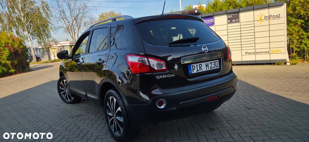 Nissan Qashqai 2.0 lounge - 10
