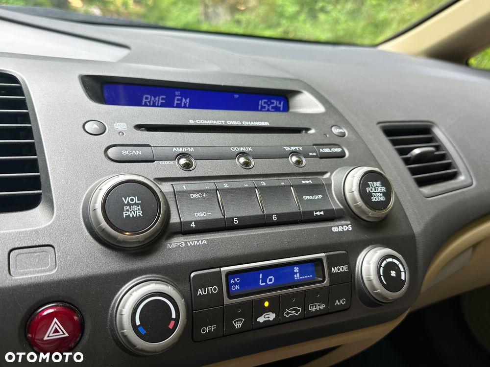 Honda Civic 1.3i-DSI i-VTEC IMA CVT Elegance - 30
