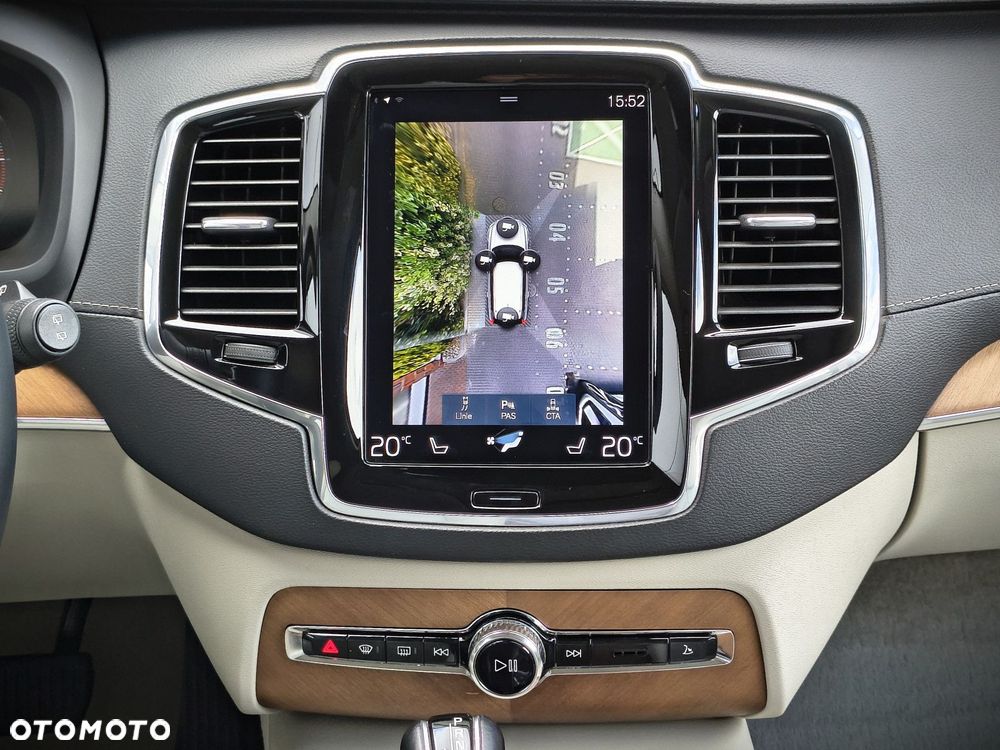 Volvo XC 90 - 23