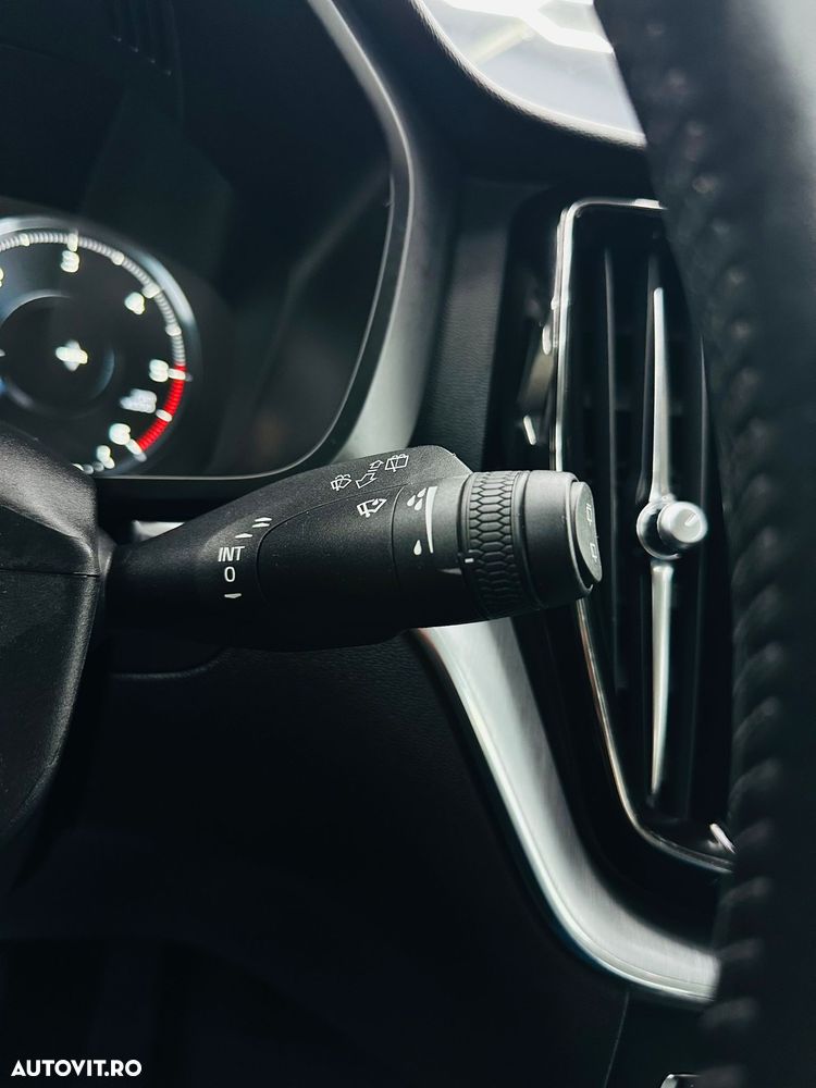 Volvo XC 60 D3 Summum - 33