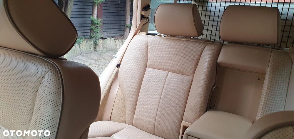 Mercedes-Benz Klasa E 320 T Avantgarde - 15