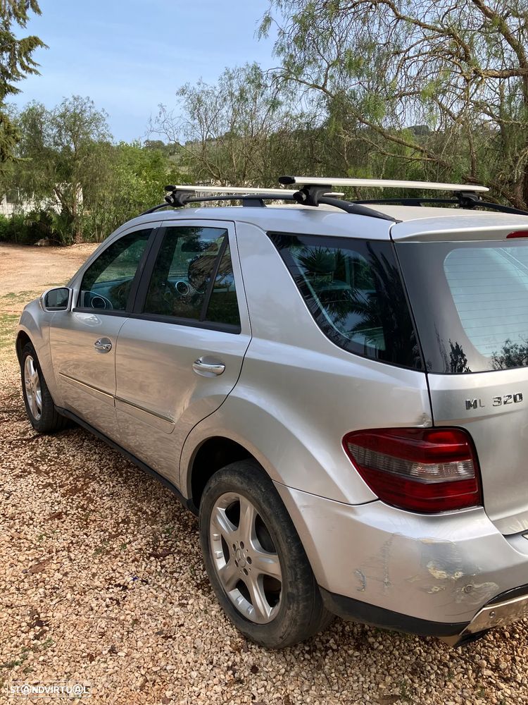 Mercedes-Benz ML 350 Standard - 4