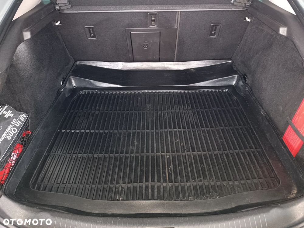 Opel Insignia 1.8 - 14