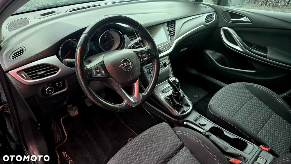 Opel Astra 1.4 Turbo Start/Stop 120 Jahre - 12