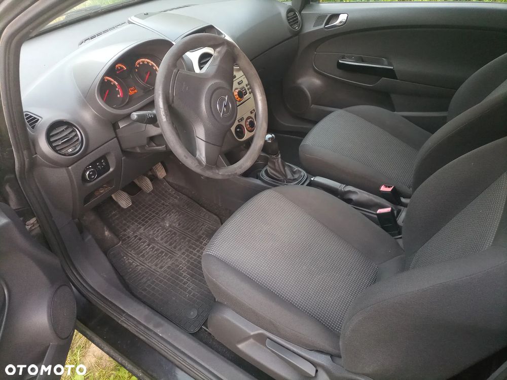 Opel CORSA - 7